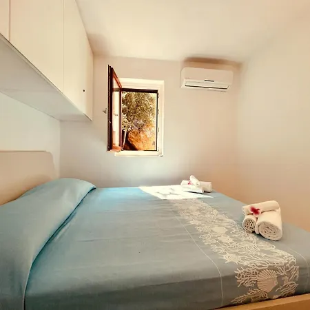 Renew Terrace F With Swimming Pool 70m From The Nyaraló