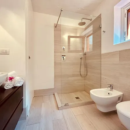 別荘 Renew Terrace F With Swimming Pool 70m From The