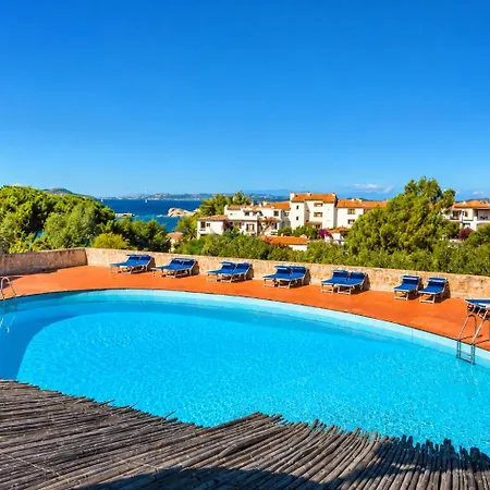 Renew Terrace F With Swimming Pool 70m From The Nyaraló Baja Sardinia