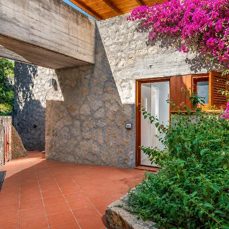 Renew Terrace F With Swimming Pool 70m From The